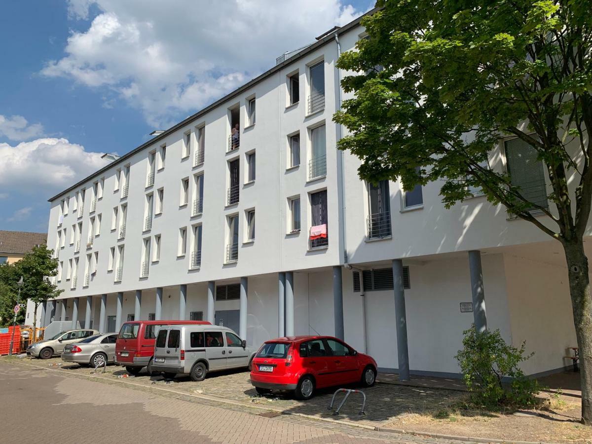 Apartment Near University Hospital In *